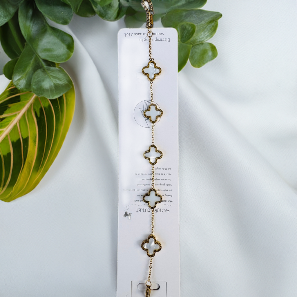 Elegant Black & White Double Sided Clover Bracelet –