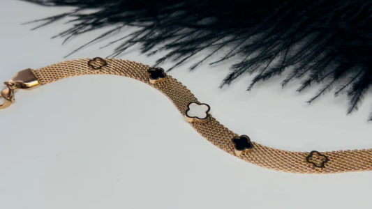 High-Quality Clover Chain Bracelet – Anti-Tarnish Elegance That Lasts